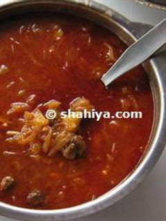 A picture of Diet Meatballs with Onions and Tomato Sauce.