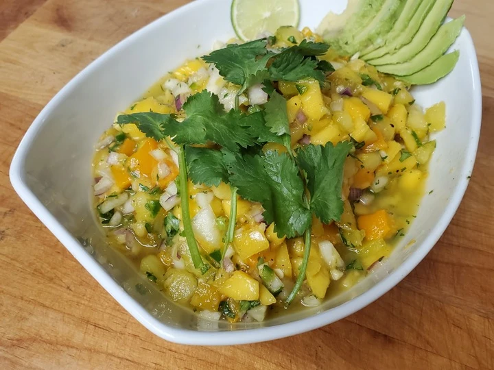 Simple Way Make Recipe Vavoo&amp;#39;s Peach Mango Salsa that is Delicious, Perfect}