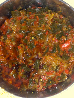 A picture of Spring onion sauce.