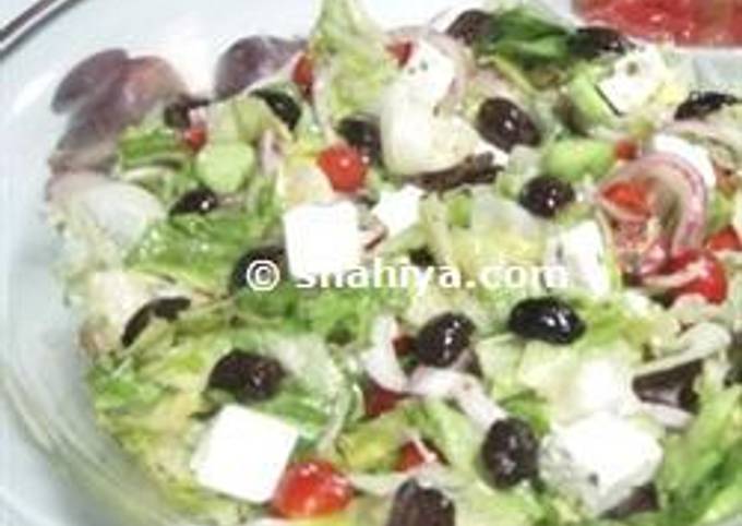 Steps to Make Popular Yummy Diet Greek Salad for Types of Food