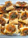Taquitos de atún en tomate y orégano