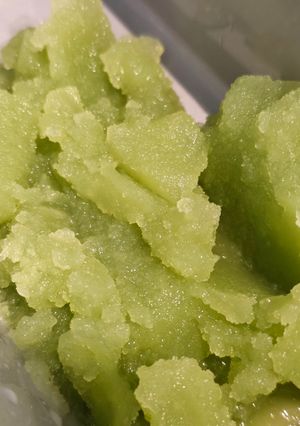 Une photo de Granité concombre menthe