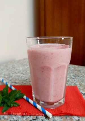 A picture of Strawberry Smoothie 🍓.