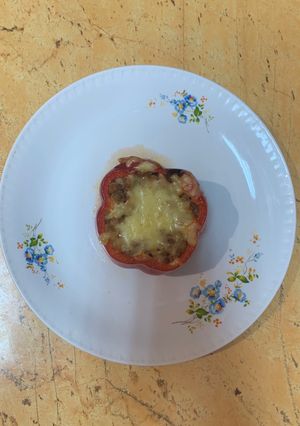 O poză a rețetei Ardei umplut cu sos bolognese, la cuptor!.