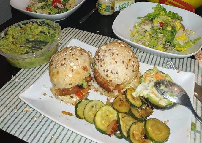 Recipe of Burger steak de saumon - guacamole 🥑🍔