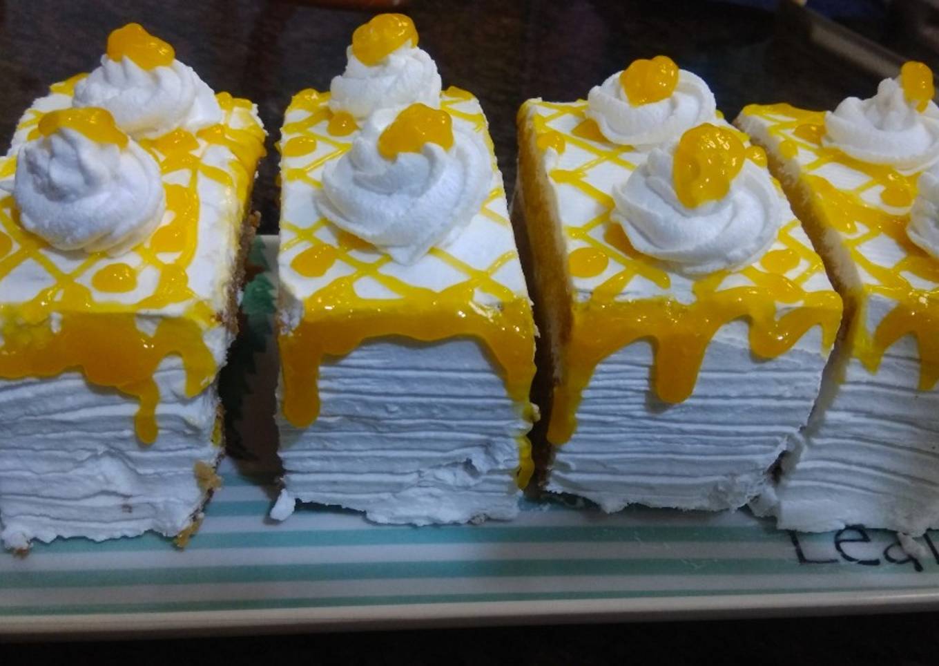 Wheat flavoured mango pastries