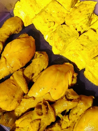 Langkah Gampang Menyiapkan Resep Ayam Ungkep Bumbu Kuning yang  Bikin Ketagihan Anti Ribet, Mantap Sekali