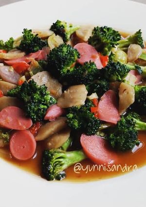 Foto resep Cah brokoli bakso sosis