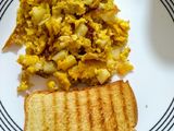Huevos con pollo