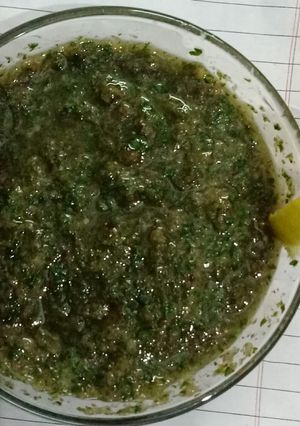 A picture of Coriander chutney.