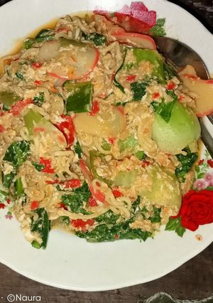 Foto resep Seblak mie dan kerupuk