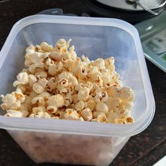Butter popcorn A picture of Butter popcorn.
