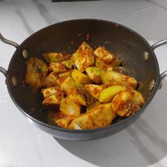 A picture of Guava pickle.