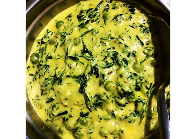 Recipe of Super Quick Homemade Methi Matar Malaai (Fenugreek-Peas in Creamy Curry)