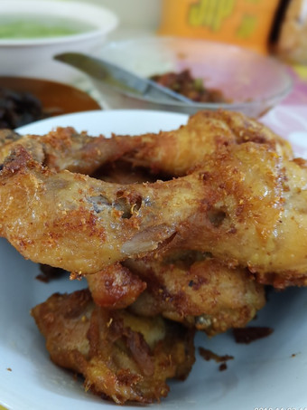 Cara Membuat Ayam Goreng Gurih Anti Gagal