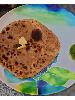 आलू पराठा (aloo paratha recipe in hindi) रेसिपी मुख्य फोटो