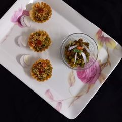 A picture of Canapes pea chaat.