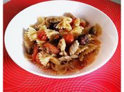 Una foto di sgombro pasta