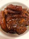 หมูสามชั้นตุ๋นซีอิ๊ว