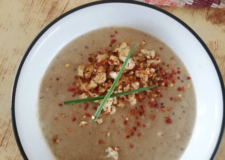 Steps to Prepare Perfect Roast cauliflower and potato soup