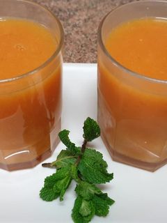 Una foto de Batido de caqui rico, sano y nutritivo / comida de Marruecos