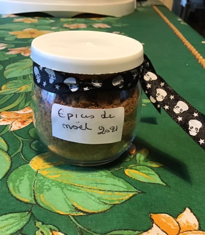 Une photo de Mélange d épices de Noël pour pain d épices ou biscuits
