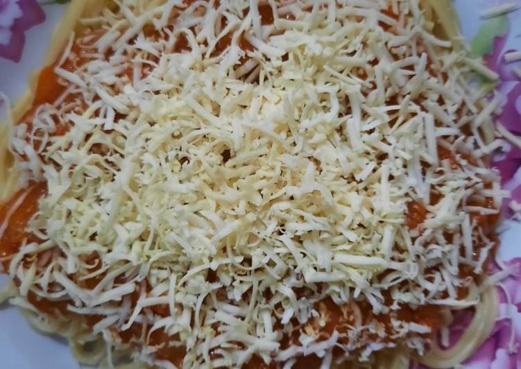 makanan Spagheti saos bolognaise ala mom F3 Jadi, tidak cukup satu