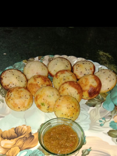 सूजी के अप्पे (Suji ke appe recipe in hindi) रेसिपी मुख्य फोटो