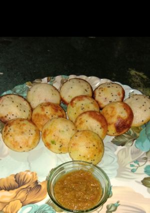 सूजी के अप्पे (Suji ke appe recipe in hindi) रेसिपी मुख्य फोटो
