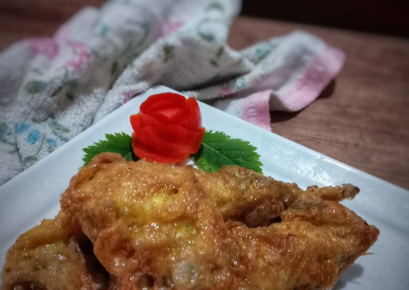 Ayam goreng balut telur
