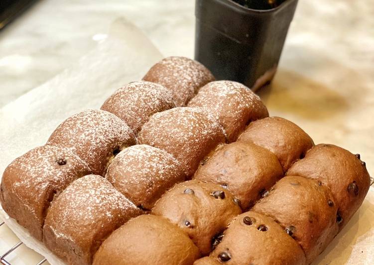 Chocolate japanese soft bun