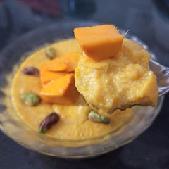 A picture of Mango Phirni.