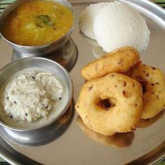 A picture of Medu vada.