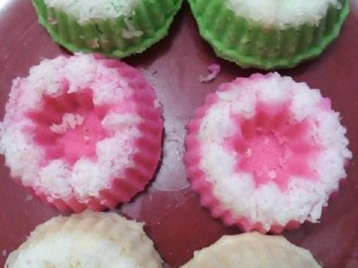 Bagaimana Menyiapkan Putu ayu sederhana yang Enak