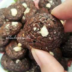 Crunchy Brownies Cookies রেসিপির প্রধান ছবি