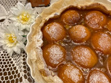 Torta sfoglia di albicocche