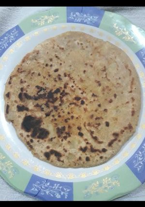 आलू का पराठा (Aloo ka paratha recipe in hindi) रेसिपी मुख्य फोटो