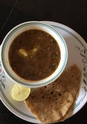 A picture of Dal Makhani.