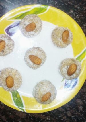 A picture of Watermelon ladoo.