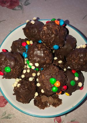 Una foto de Trufas de galletitas 👌