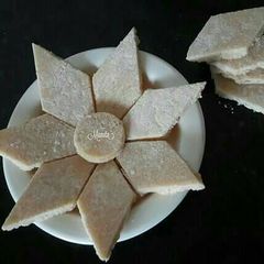 A picture of Shrikhand barfi.