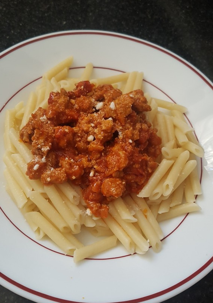 Una foto de Macarrones con carne picada y chorizo