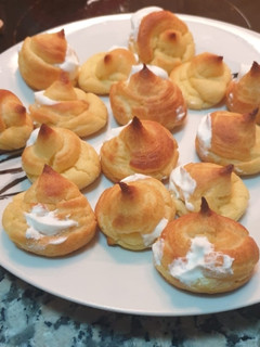 Una foto de Profiteroles de nata
