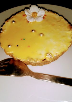 A picture of Lemon cheese cake.
