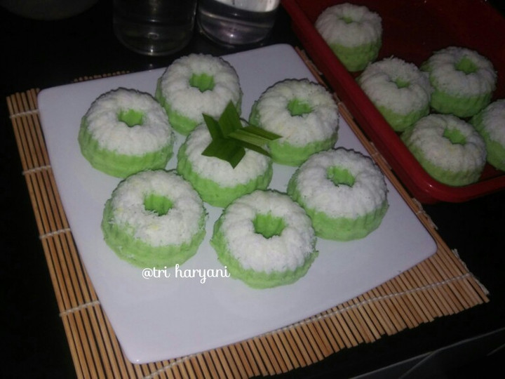 Resep Putu Ayu Lembut dan Ekonomis Praktis