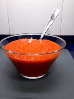 Una foto de Salsa brava