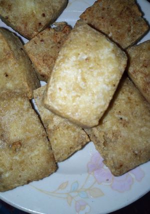 A picture of Awaran waken soya(soya beans cake).