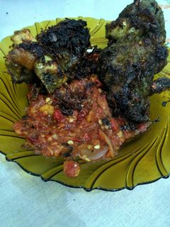 Foto resep Iga Penyet dengan Sambal Terasi Dadakan