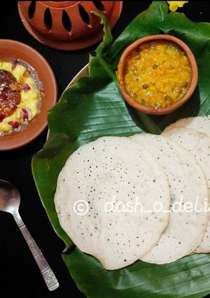 A picture of Odisha special chitau pitha.