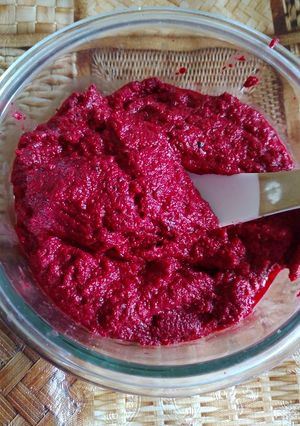 A picture of Beetroot chutney.